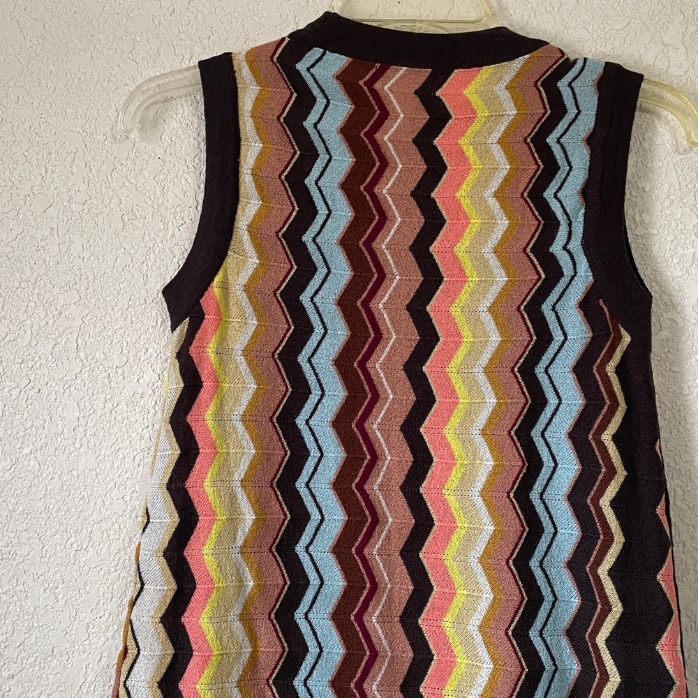 Mossoni Collection Dress - Picture 7 of 9